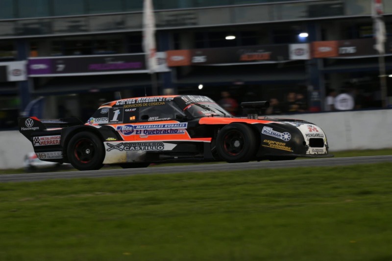 Villamayor cerr� el fin de semana con podio en La Plata